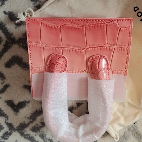 APEDE MOD EMBOSSED LEATHER MINI BAG. NWT PINK Crocodile print - Picture 16 of 16